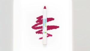 Read more about the article Unlock Vibrant Hydration: Mamaearth Crayon Lipstick